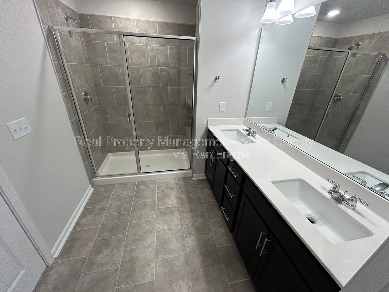 1605 Emory Ridge Way - Photo 7 of 45