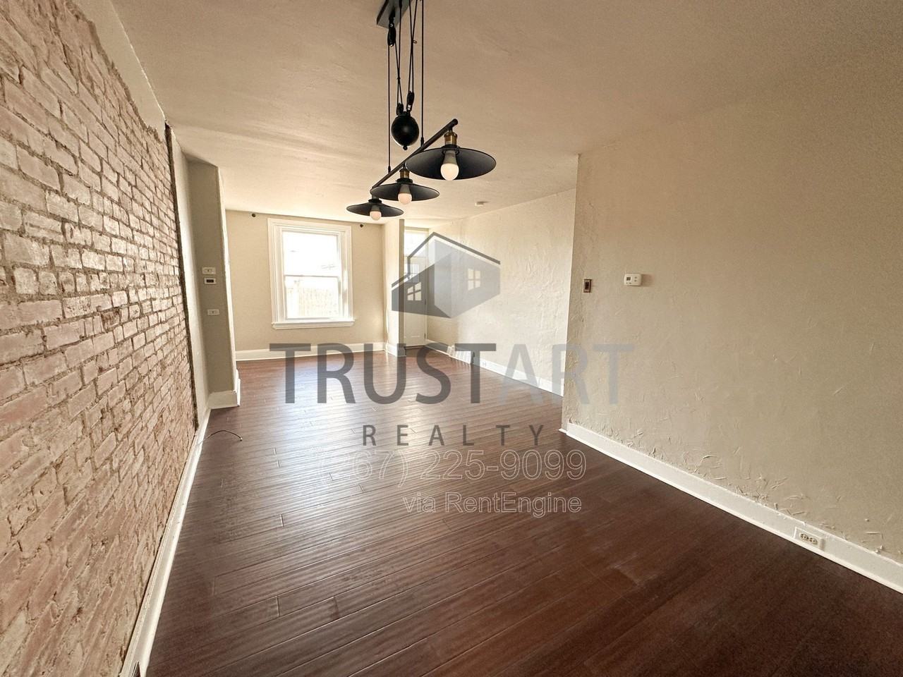 3885 Manor St #1 - Photo 4 of 18