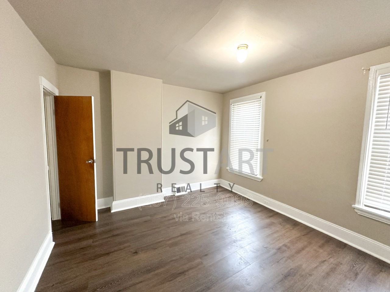 3885 Manor St #1 - Photo 7 of 18