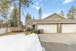 featured image of 1603 E 33rd Ave #1603