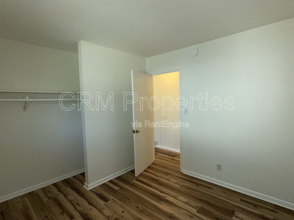 3542 Graceland Ave - Photo 6 of 26