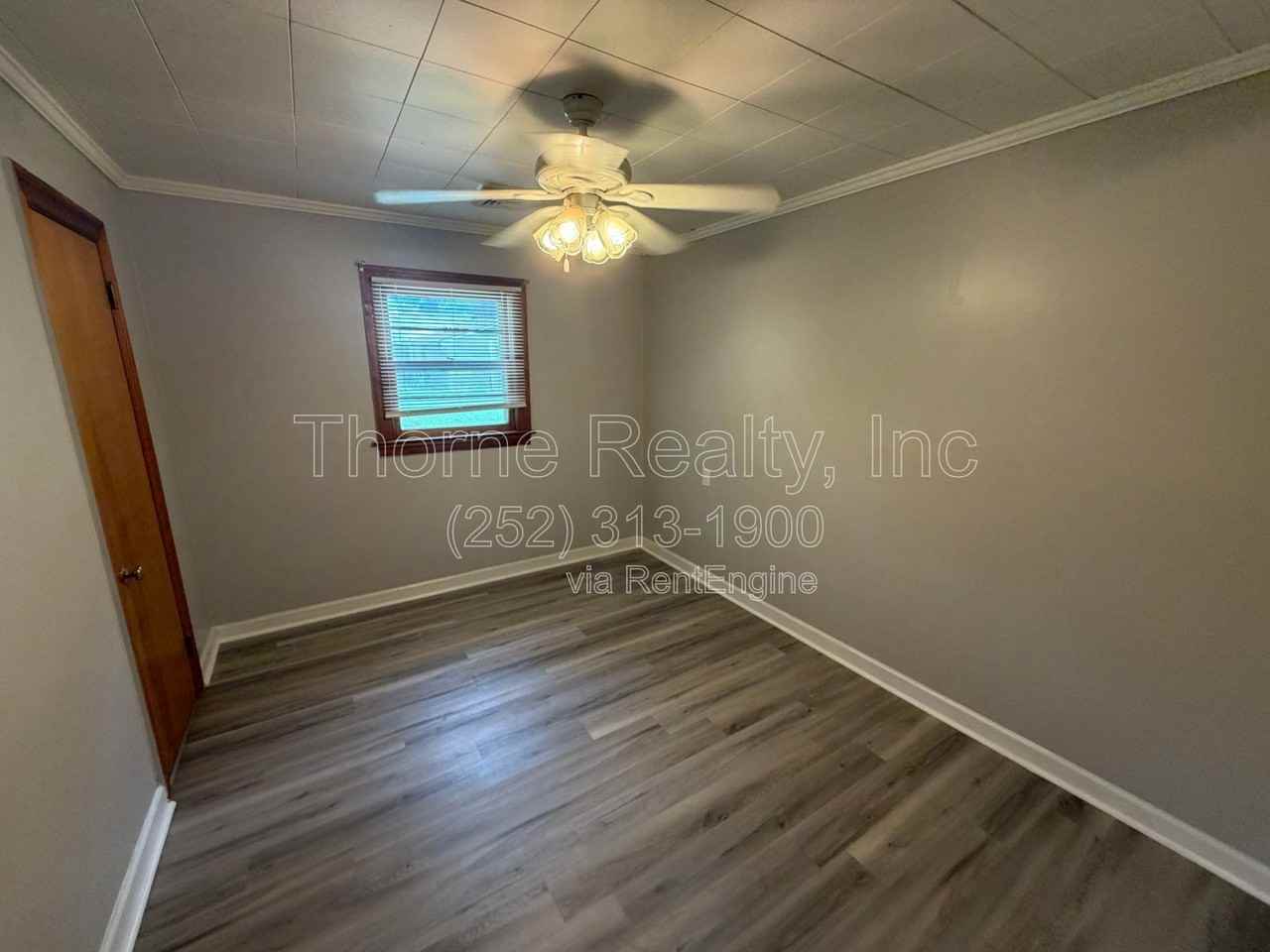 1730 W Wilson St - Photo 6 of 10