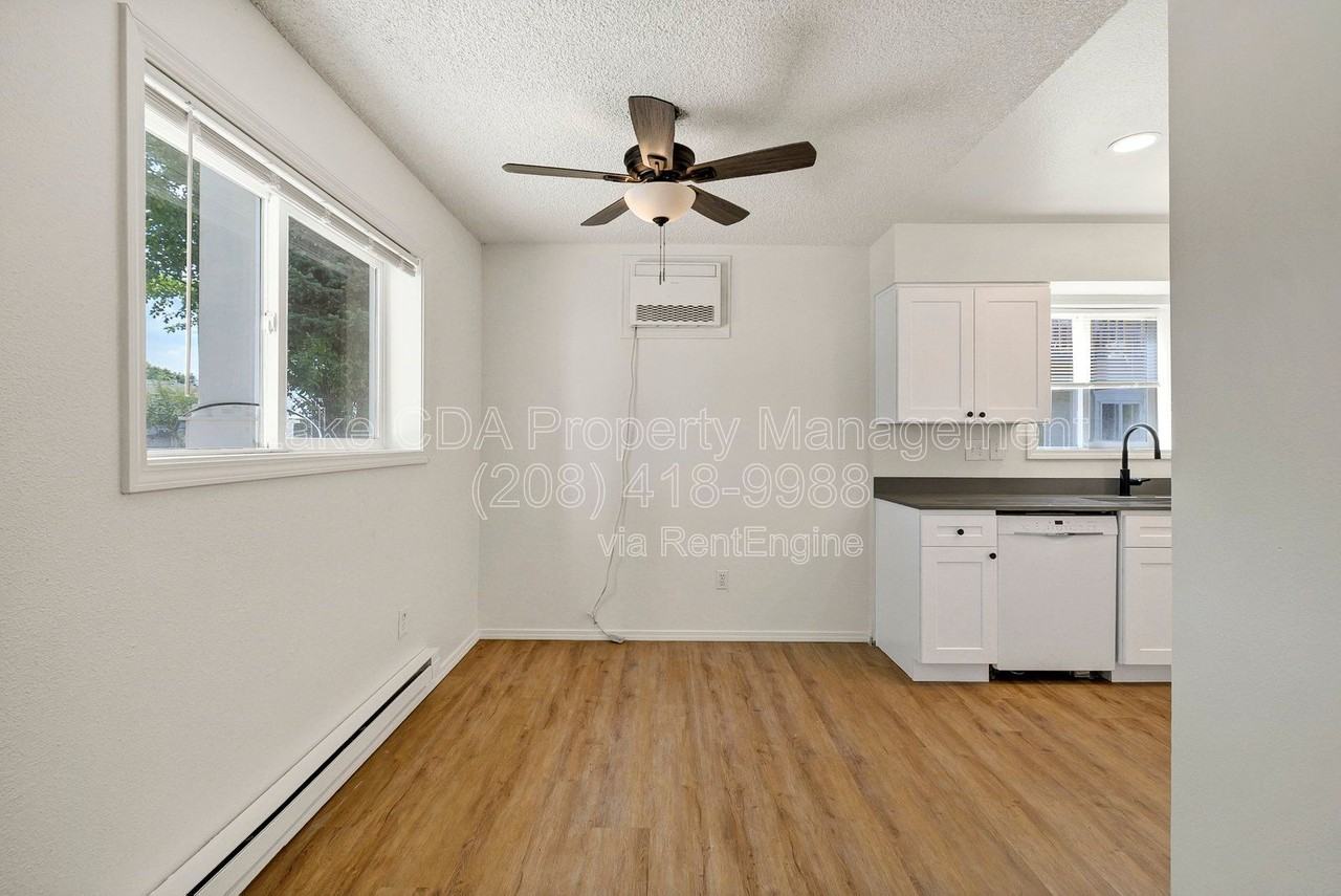 205 E Boise Ave #B - Photo 5 of 17