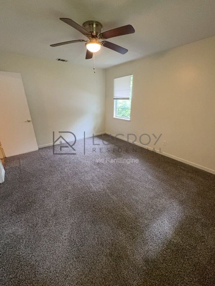 1513 Maria Dr - Photo 6 of 11