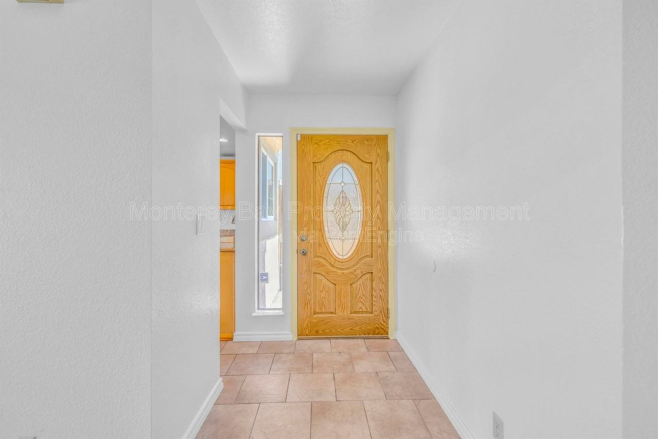 143 Seal Ct - Photo 2 of 49