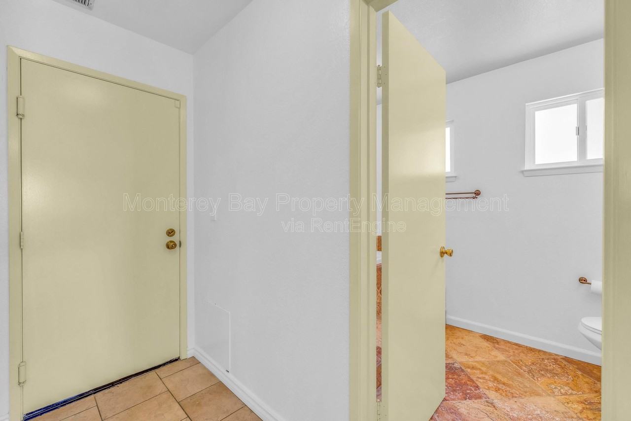 143 Seal Ct - Photo 7 of 49