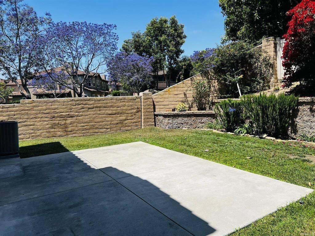 6033 Paseo Hermosa - Photo 4 of 31