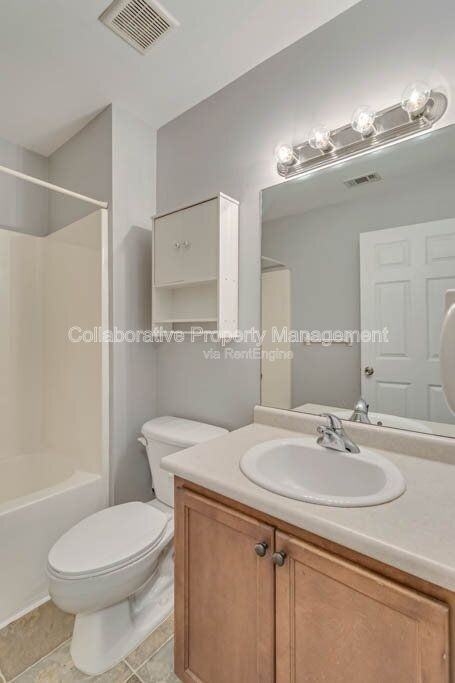 103 W Tietgen St - Photo 4 of 21