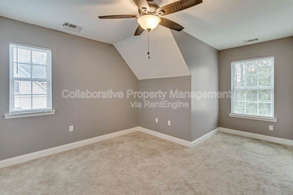 103 W Tietgen St - Photo 5 of 21