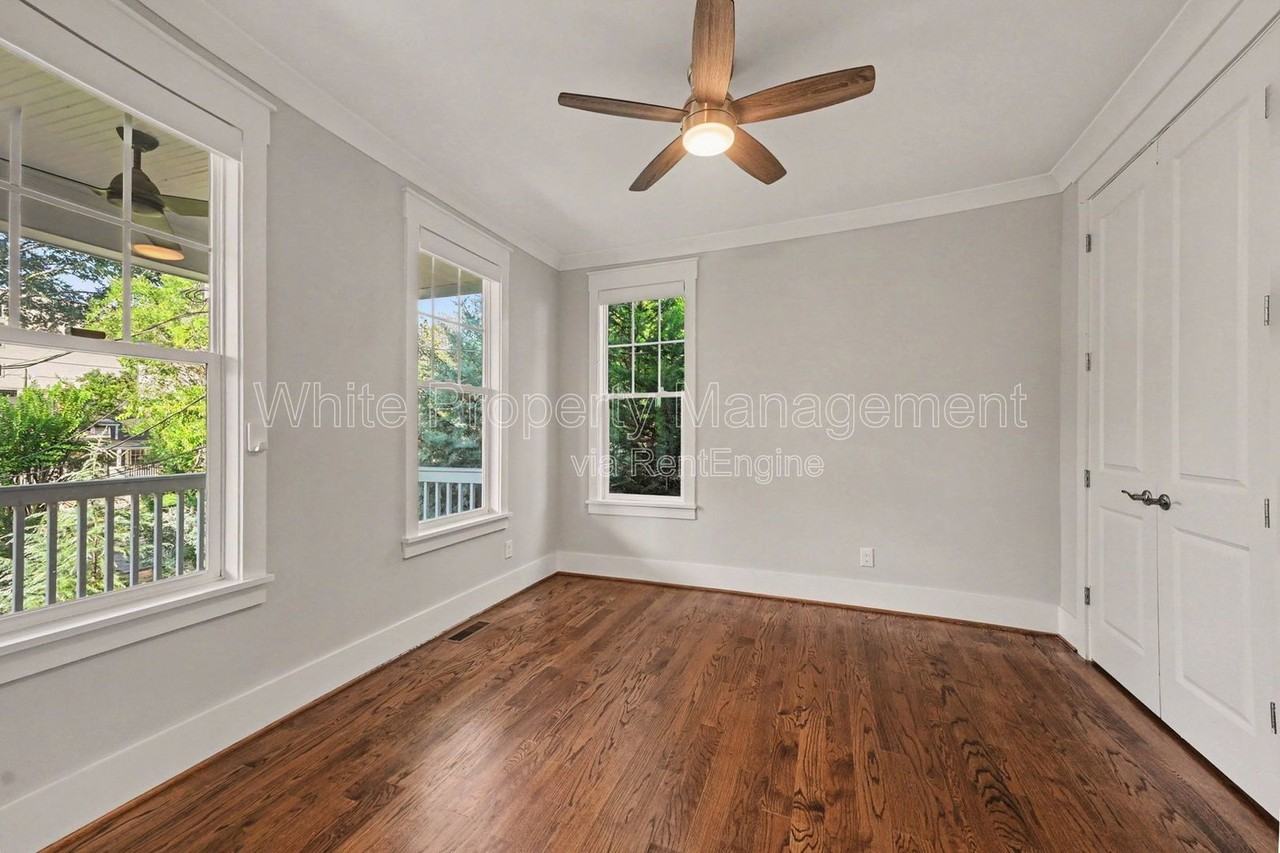 1919 Hamorton Pl - Photo 6 of 29
