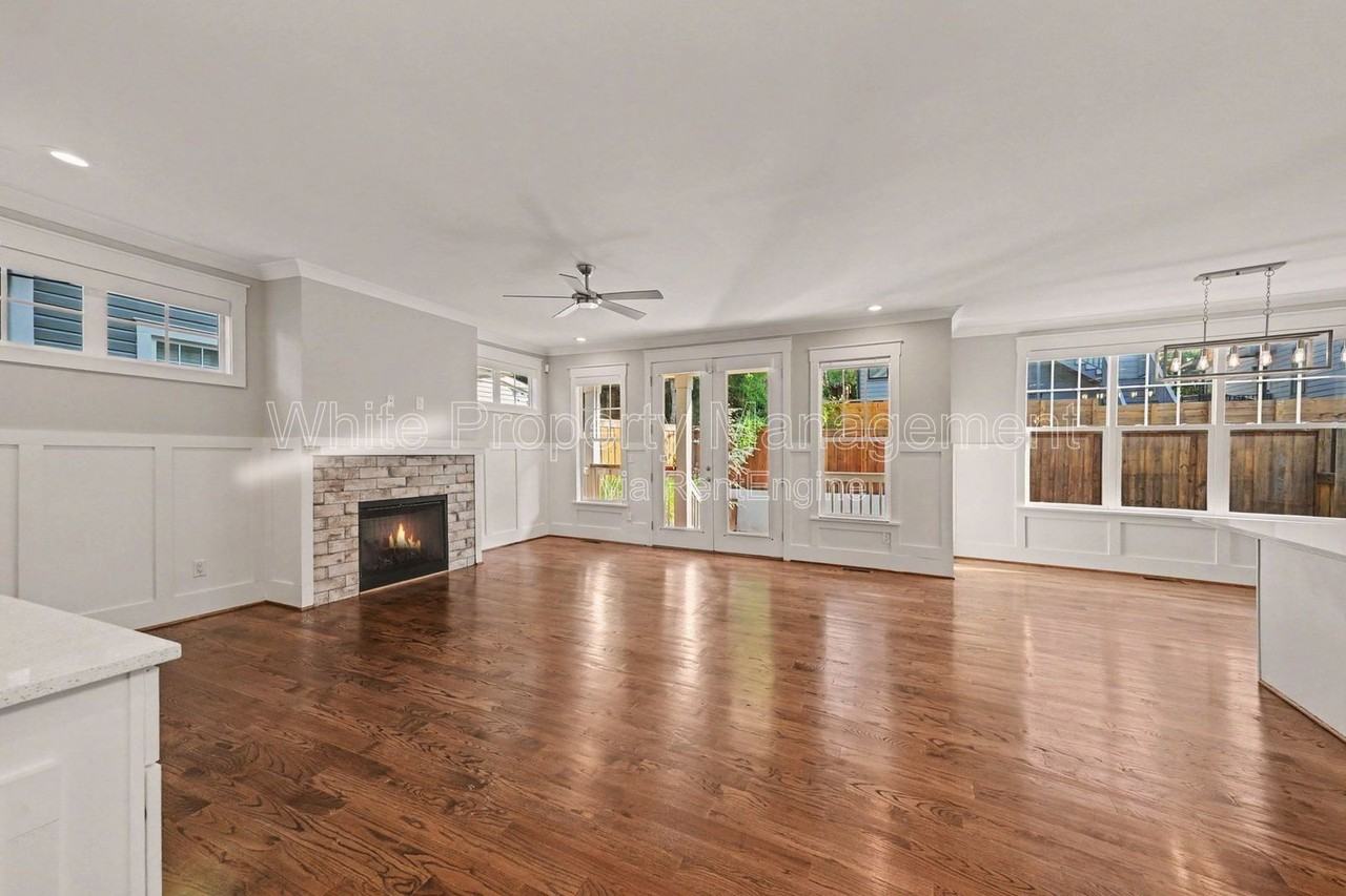 1919 Hamorton Pl - Photo 7 of 29
