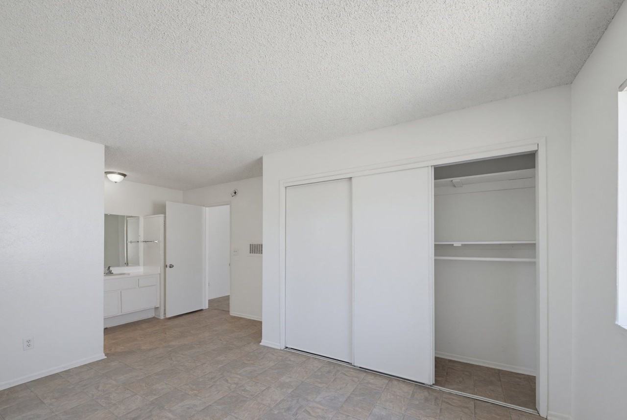 6907 Whitsett Ave #205A - Photo 3 of 13