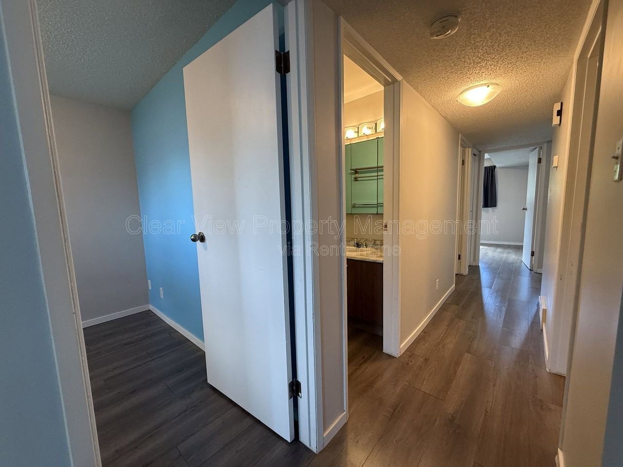 625 Columbia Blvd W #B - Photo 7 of 14