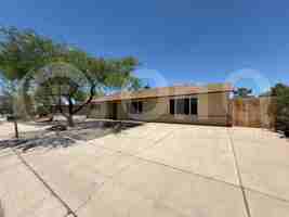 featured image of 8601 E Calle Bolivar
