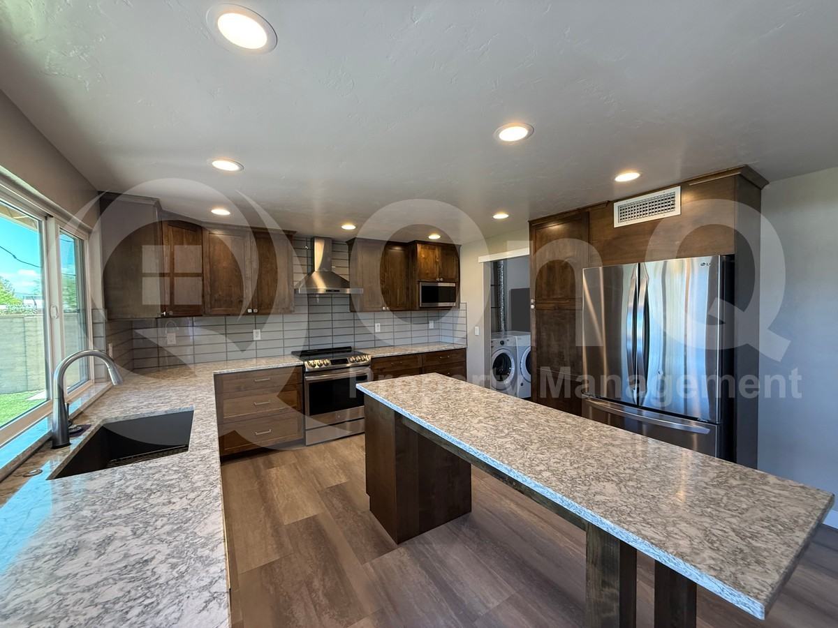 8601 E Calle Bolivar - Photo 4 of 46