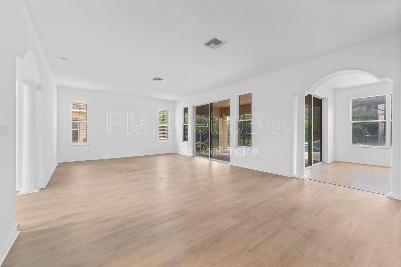 10886 Cory Lake Dr - Photo 3 of 50