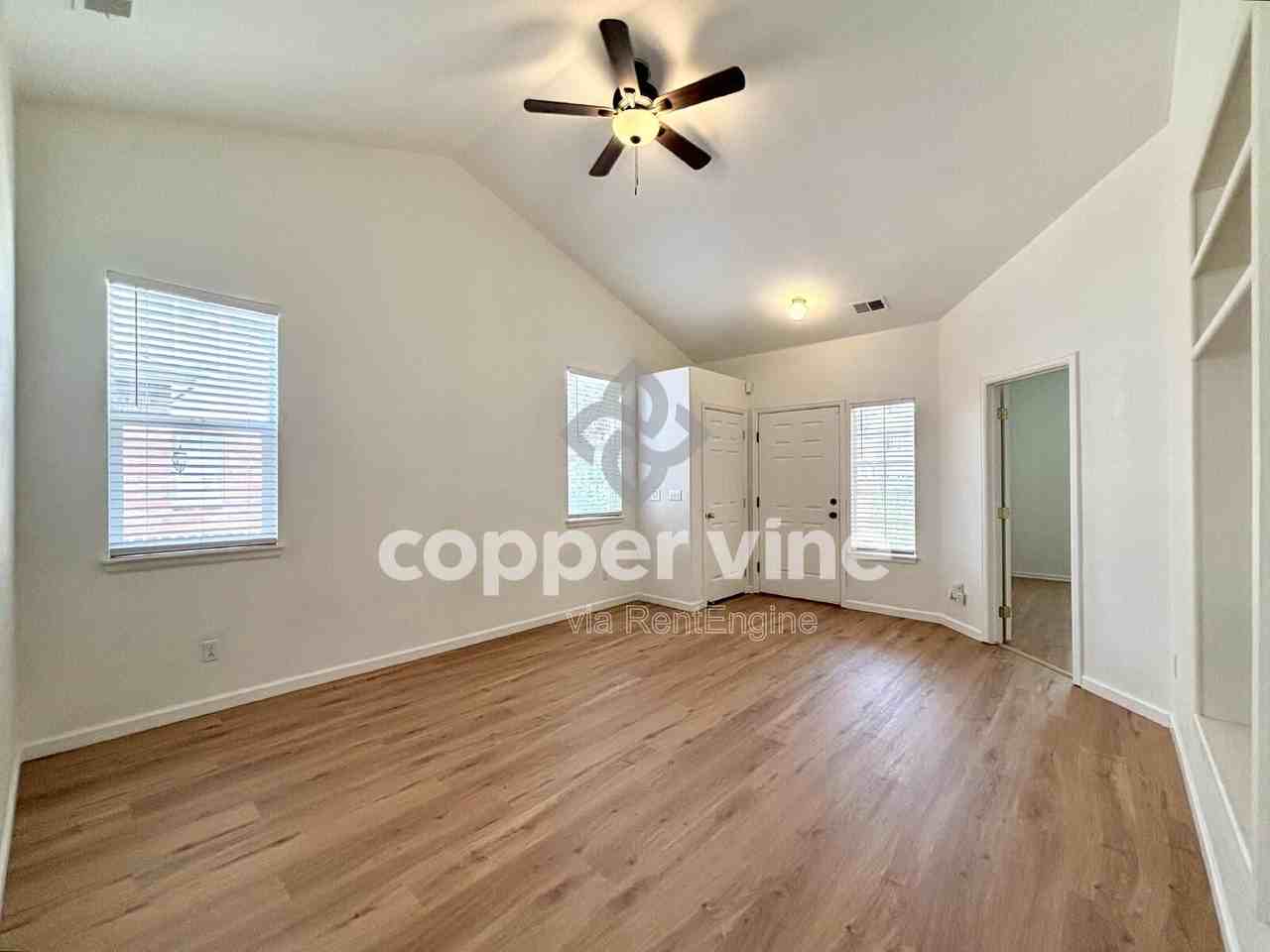 13955 E 105th Ave - Photo 2 of 21
