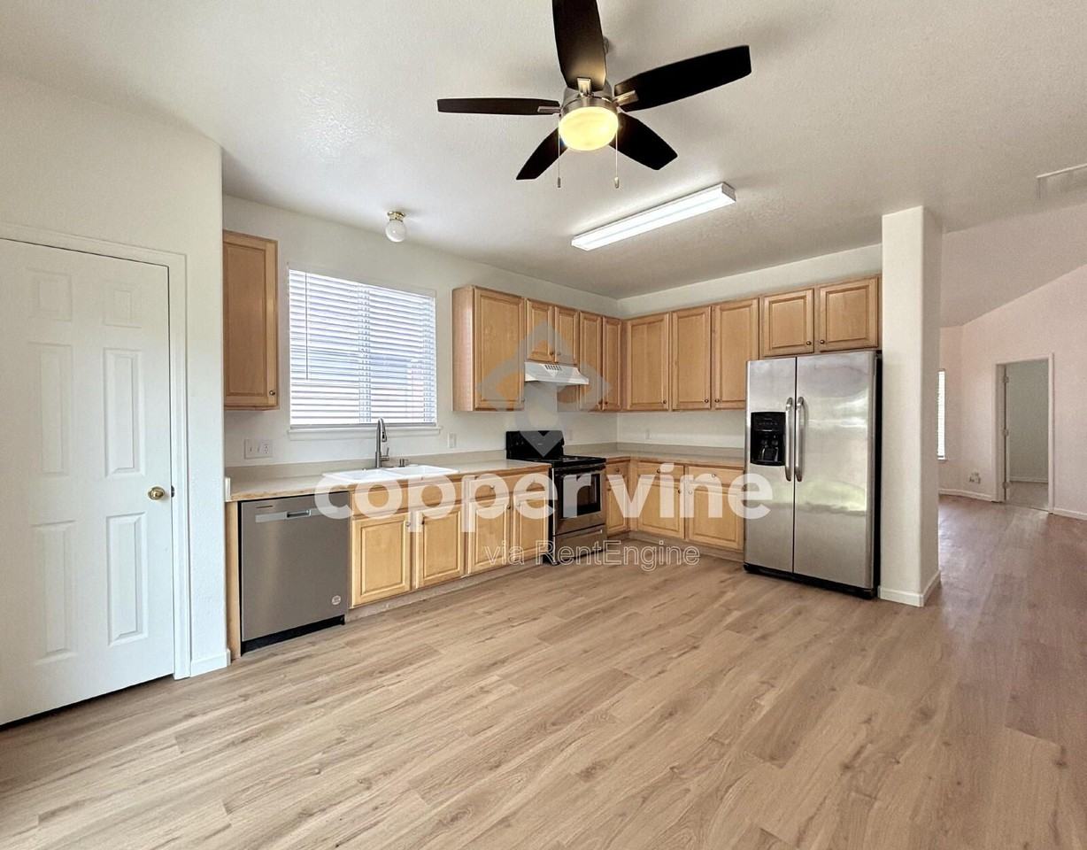 13955 E 105th Ave - Photo 4 of 21