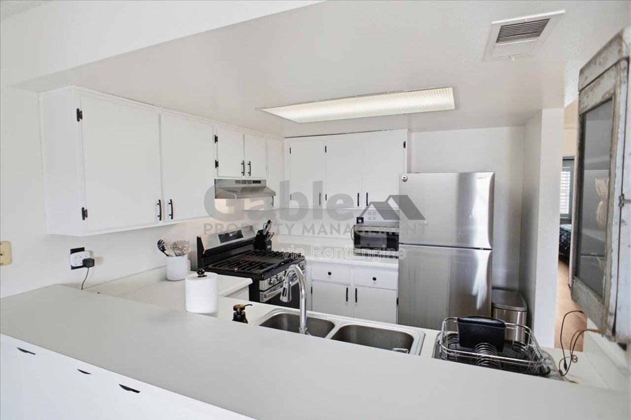 18209 Sierra Hwy #56 - Photo 5 of 17