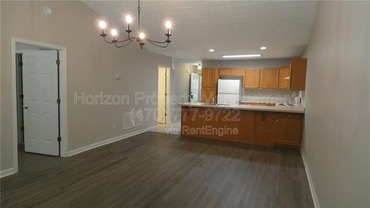 3993 Hidden Hollow Dr - Photo 3 of 22