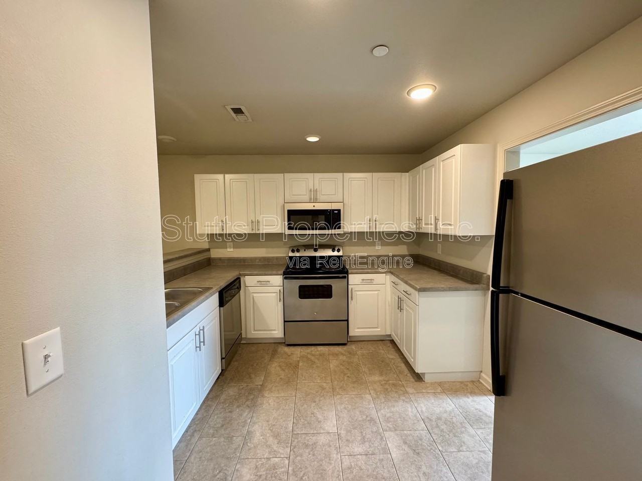 101 Turnrow #403 - Photo 4 of 14