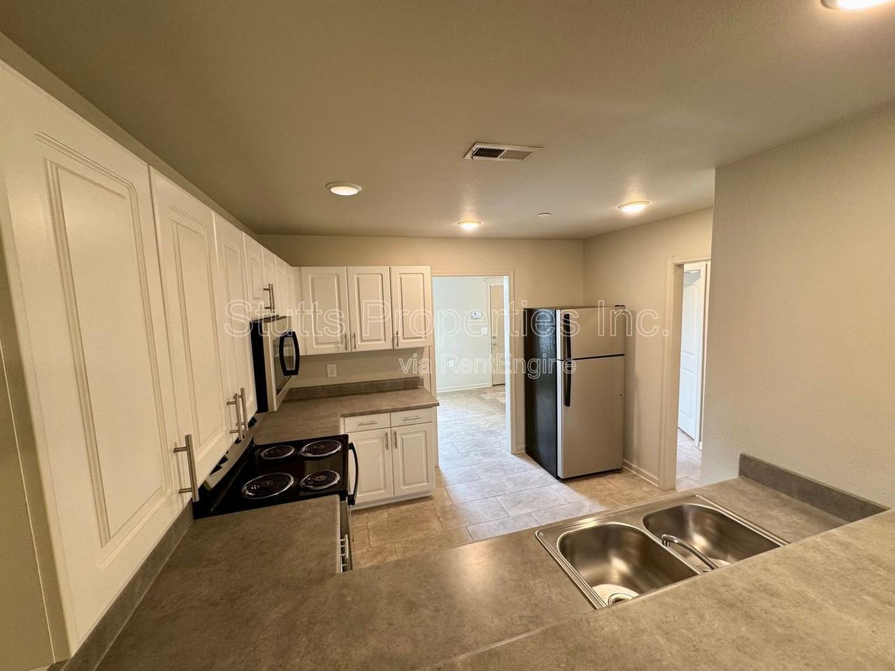 101 Turnrow #403 - Photo 5 of 14