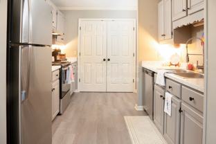 2424 Roberts Ln #D41 - Photo 1 of 1