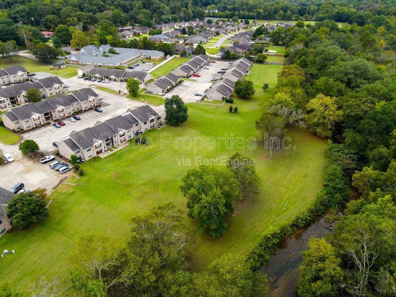 2424 Roberts Ln #D41 - Photo 4 of 10