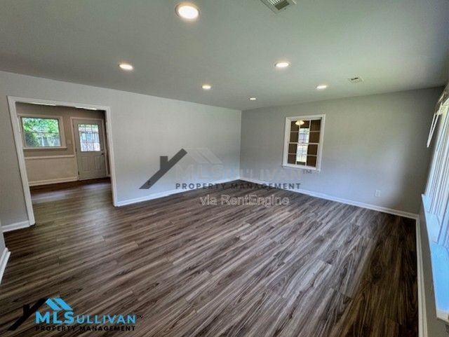 701 Chandler Rd - Photo 3 of 19