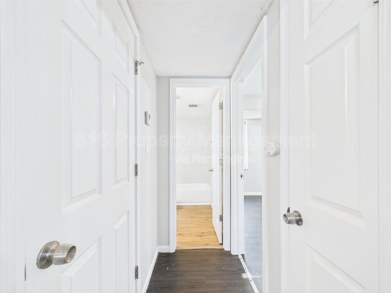 1229 W Hayward Ave #C - Photo 6 of 17