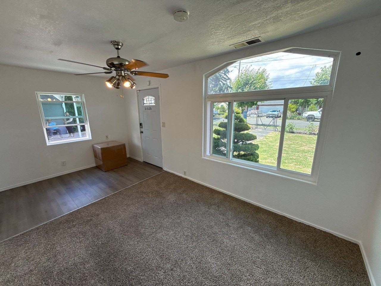 3810 Mahrt Ave Se - Photo 5 of 37