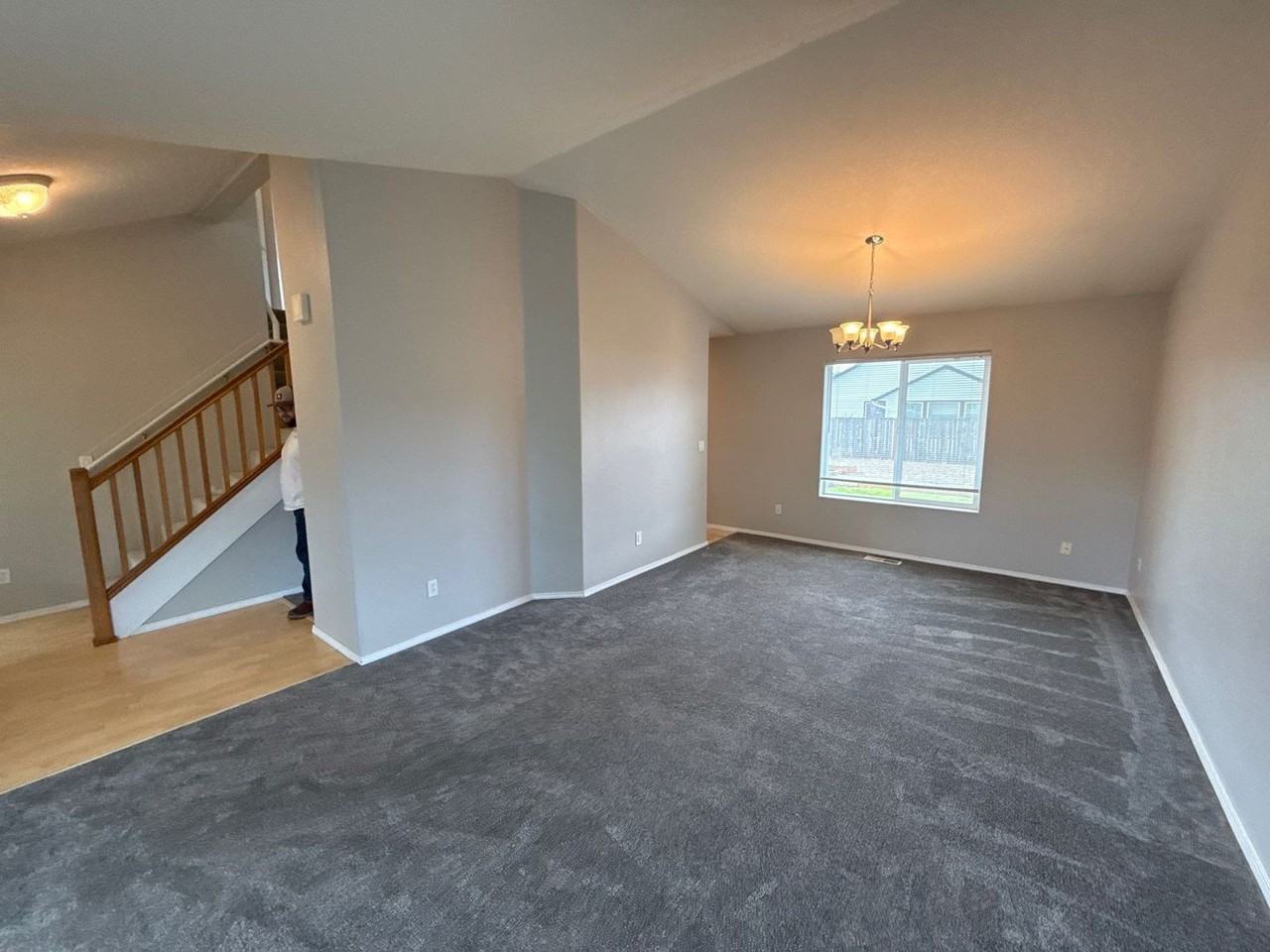 4105 Windy Ave Ne - Photo 5 of 29