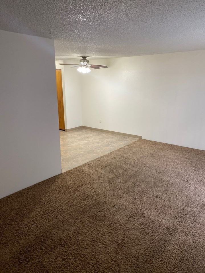 648 Taybin Rd Nw #D - Photo 5 of 15
