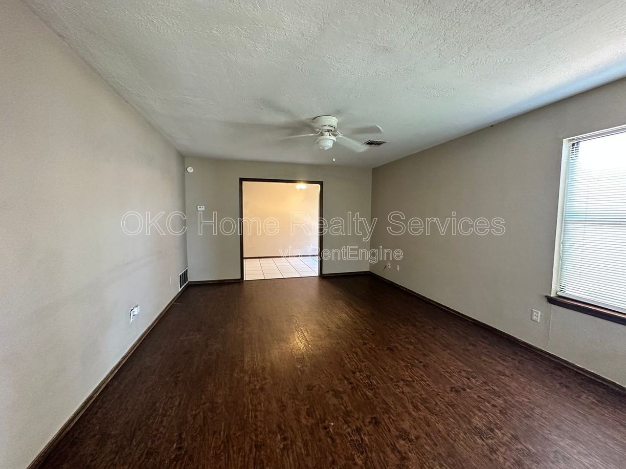 234 Barrett Pl - Photo 2 of 21