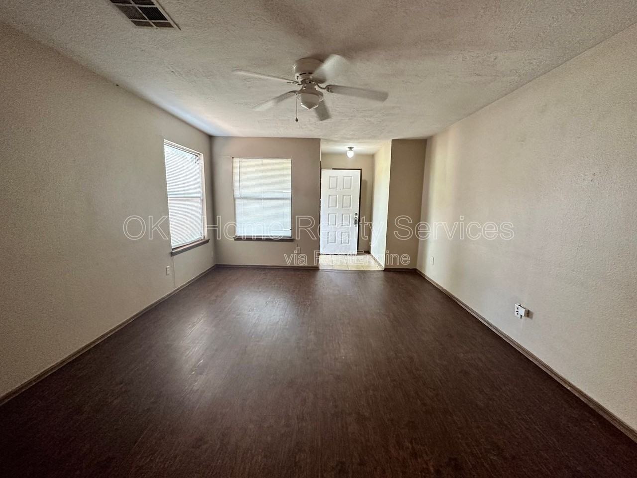 234 Barrett Pl - Photo 3 of 21