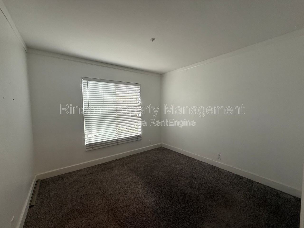 1220 Nautical Way - Photo 5 of 14