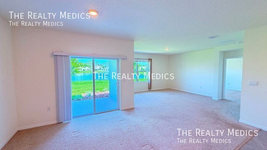 3231 Silas Dr - Photo 5 of 28