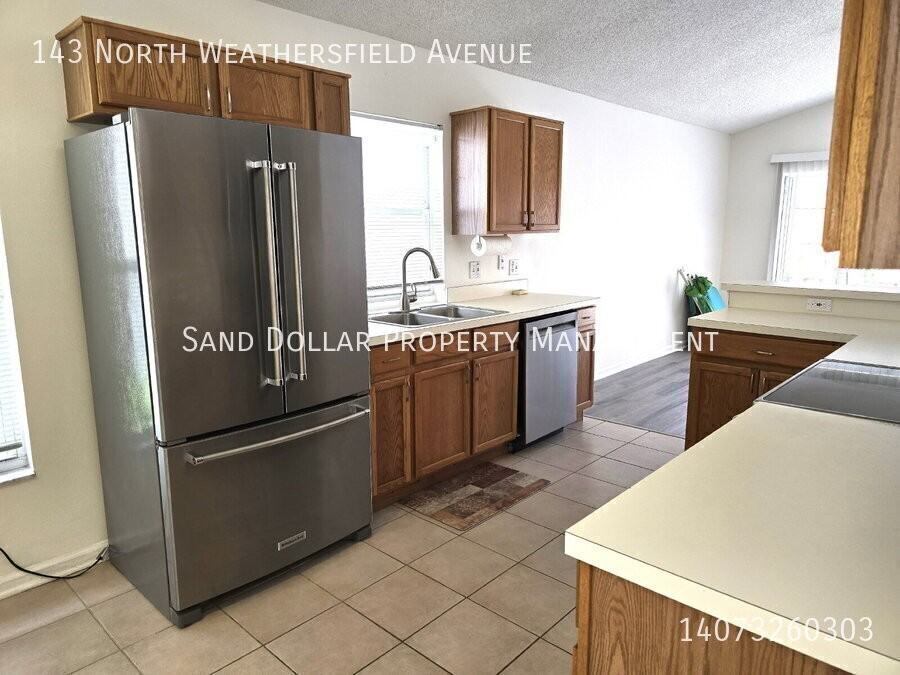 143 N Weathersfield Ave - Photo 3 of 23