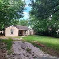 featured image of 816 Sw Cambridge Ave