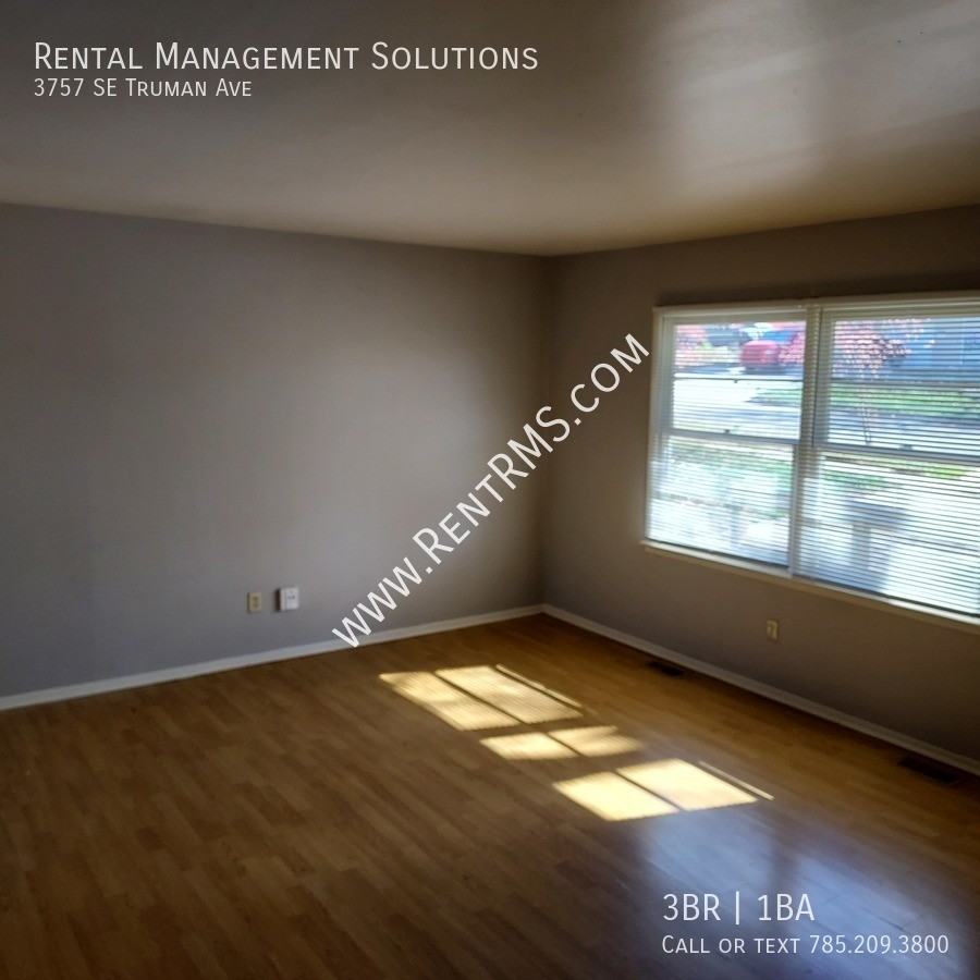3757 Se Truman Ave - Photo 5 of 23