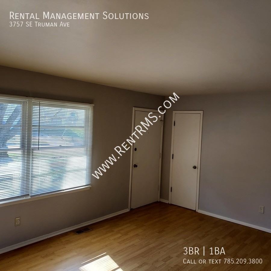 3757 Se Truman Ave - Photo 6 of 23
