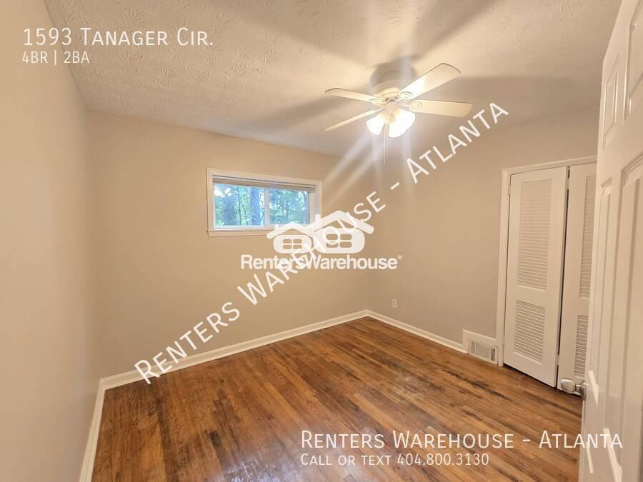 1593 Tanager Cir - Photo 3 of 17