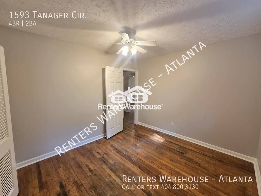 1593 Tanager Cir - Photo 4 of 17