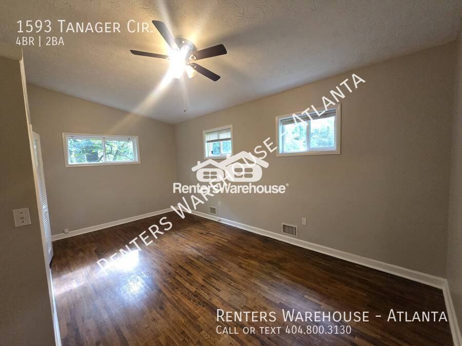 1593 Tanager Cir - Photo 7 of 17