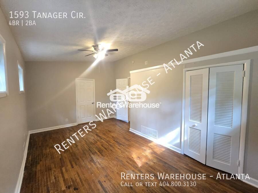 1593 Tanager Cir - Photo 5 of 17