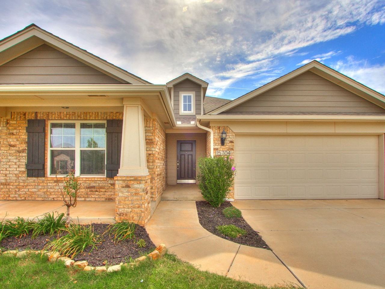 15704 Caney Dr - Photo 2 of 33