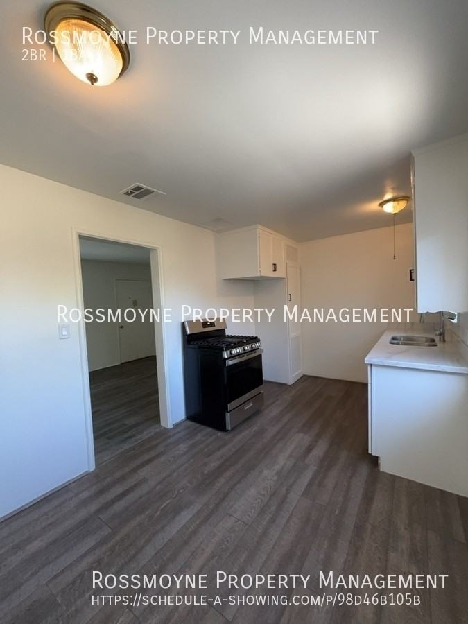 3107 W Jeffries Ave - Photo 4 of 12
