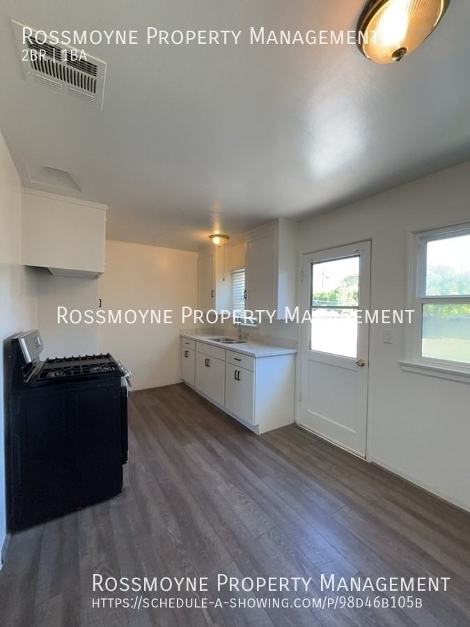 3107 W Jeffries Ave - Photo 5 of 12