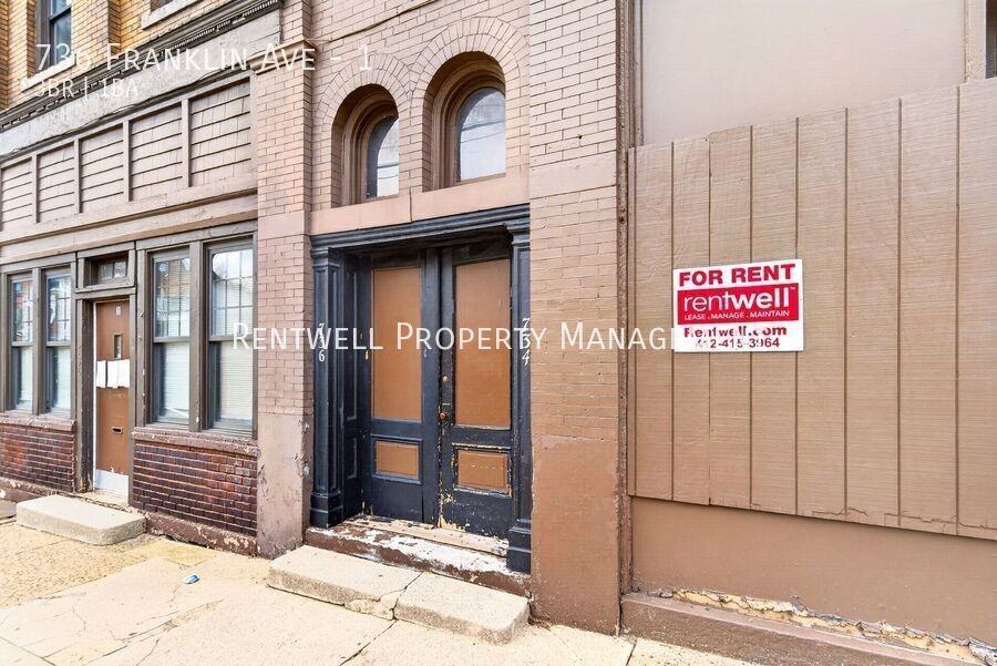 736 Franklin Ave #1 - Photo 3 of 20