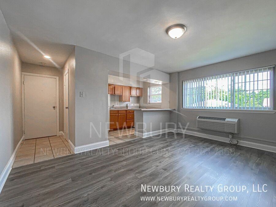 305 San Juan Dr Apt 1 - Photo 5 of 26